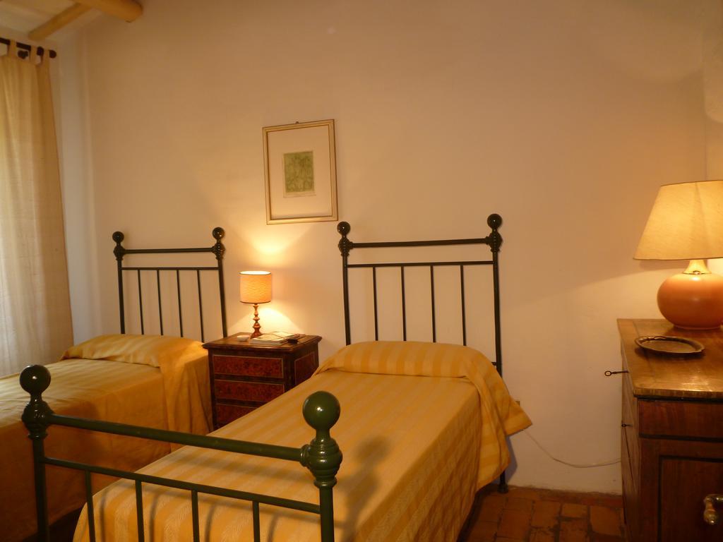 Della Genga Resort Arezzola Bagian luar foto