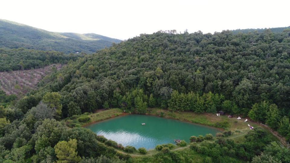 Della Genga Resort Arezzola Bagian luar foto
