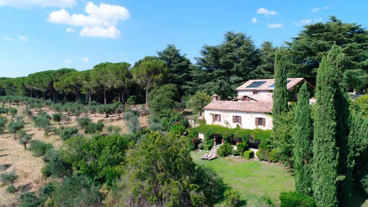 Della Genga Resort Arezzola Bagian luar foto